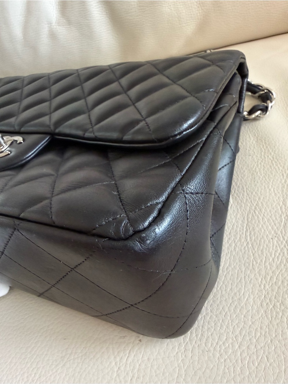 Chanel Classic Double Flap Jumbo Bag in Black Quilted Lambskin - Picture 7 of 16